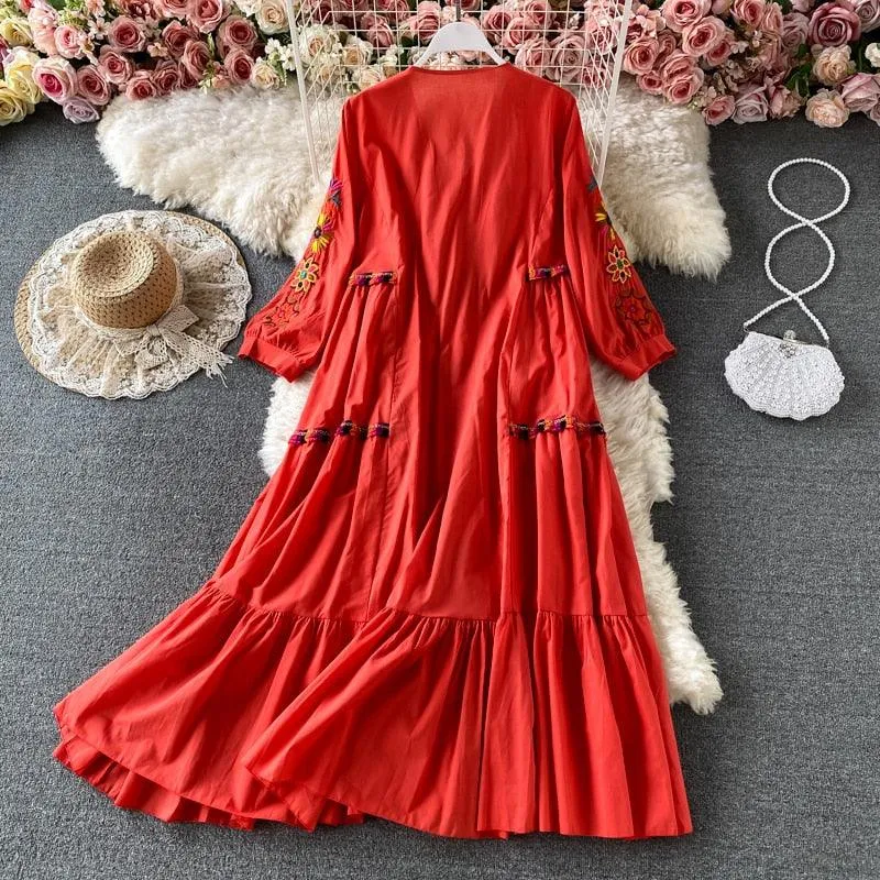 Boho Chic Floral Embroidery Dress