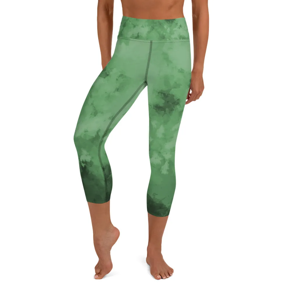 Green Abstract Yoga Capri Leggings, Green Best Women's Yoga Capri Leggings- Made in USA/EU/MX