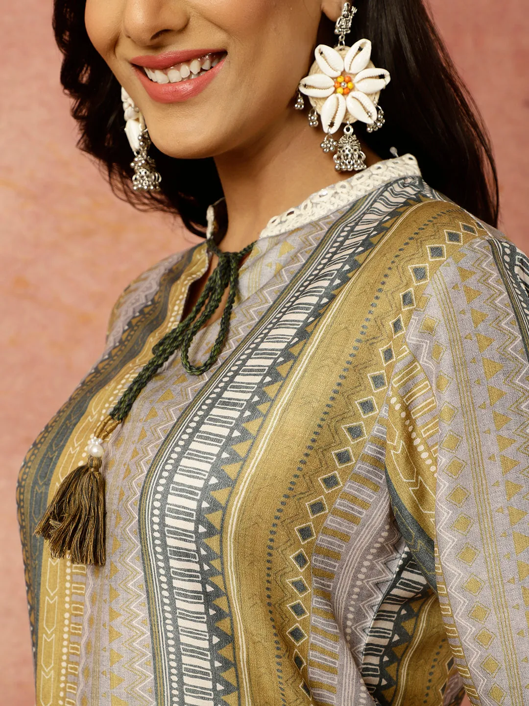 Green Geometric Printed Short Kurta With Palazzo Co-ord Set