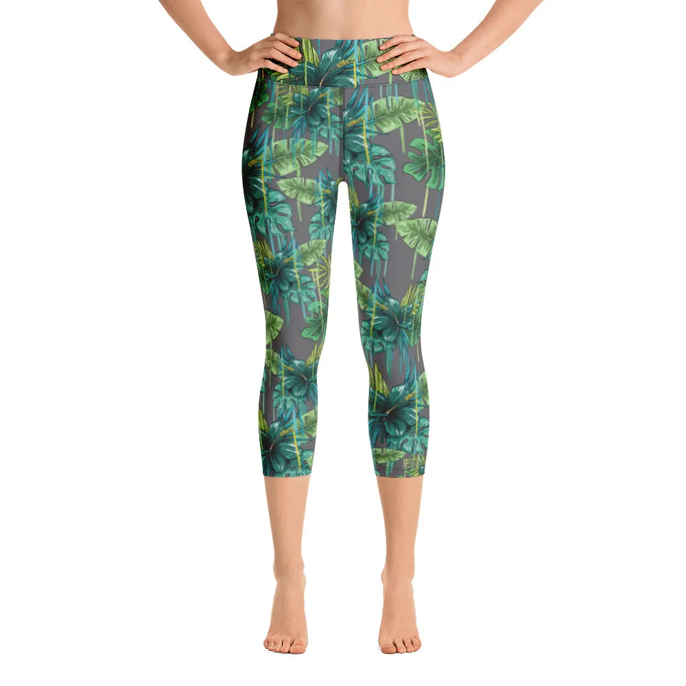 Grey Tropical Yoga Capri Leggings, Hawaiian Style Tropical Print Yoga Capri Leggings-Made in USA/EU/MX
