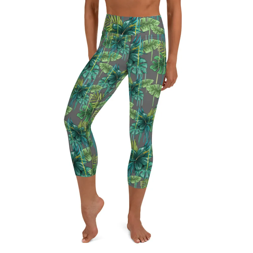Grey Tropical Yoga Capri Leggings, Hawaiian Style Tropical Print Yoga Capri Leggings-Made in USA/EU/MX
