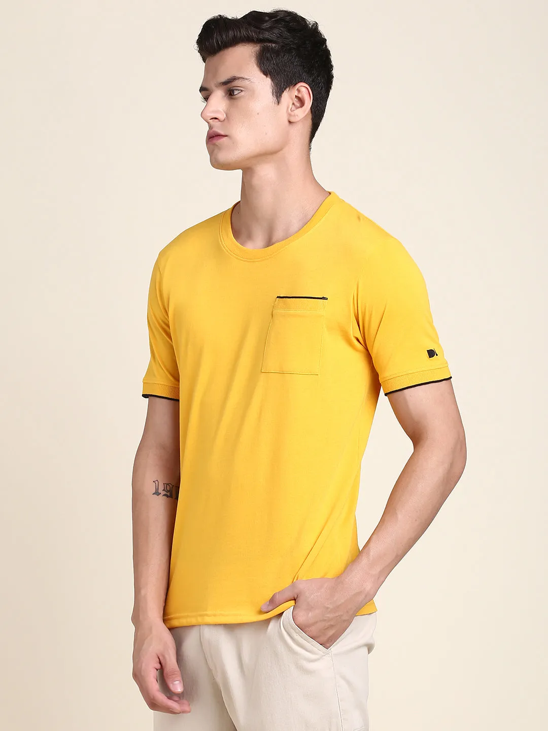 Men's Soft And Stretchy Fabric Mustard Casual Crew Neck Tshirt