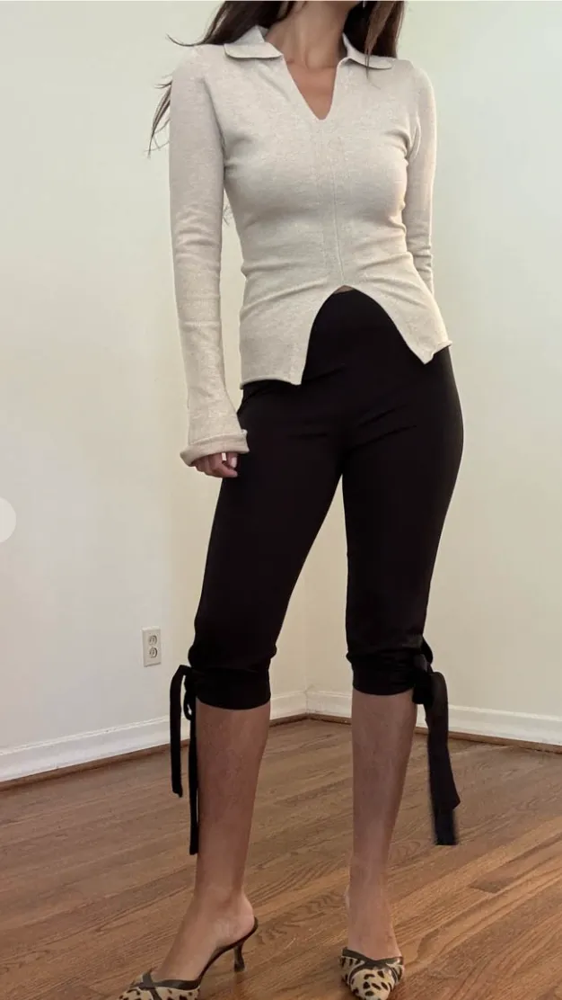 Side Bow Detail Capri Pants